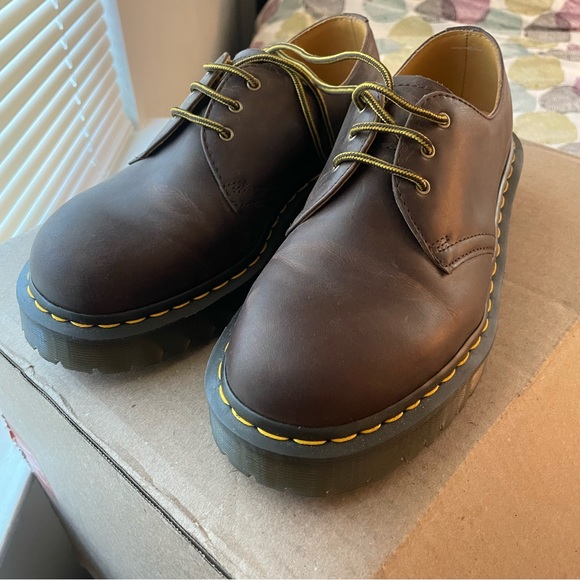 Dr. Martens Shoes Lightly Worn Leather Doc Martens Mens Shoes Size